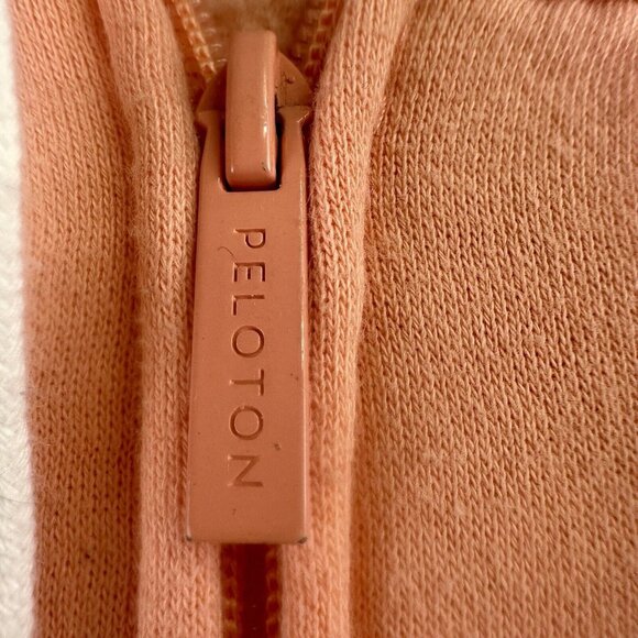 Peloton The Ultimate Lightweight Zip Front Hoodie Size Medium Peach Pockets - Picture 6 of 16